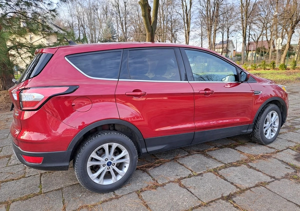 Ford Kuga cena 84000 przebieg: 71000, rok produkcji 2019 z Brzeszcze małe 301